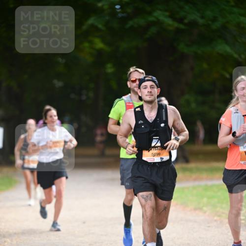 31.08.2025 - 21. Blankeneser Heldenlauf Dr. Thomas Lammeyer http://msf.ph/oto/8645163 31.08.2025 11:15:10 Laufen 5699 meine-sportfotos.de