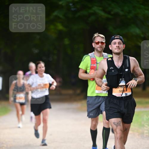 31.08.2025 - 21. Blankeneser Heldenlauf Dr. Thomas Lammeyer http://msf.ph/oto/8645171 31.08.2025 11:15:11 Laufen 56, 9 meine-sportfotos.de