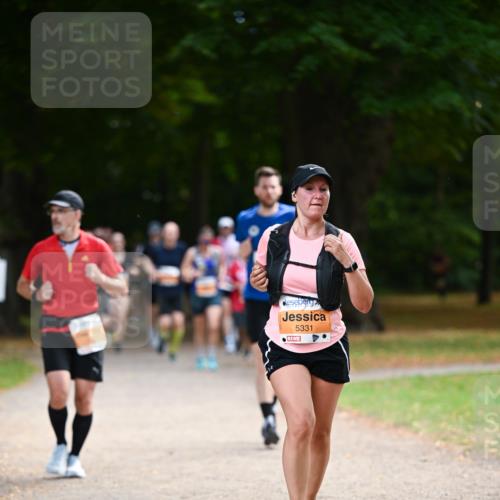 31.08.2025 - 21. Blankeneser Heldenlauf Dr. Thomas Lammeyer http://msf.ph/oto/8645269 31.08.2025 11:15:31 Laufen 5331 meine-sportfotos.de