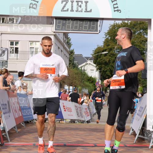 31.08.2025 - 21. Blankeneser Heldenlauf Strokosch-Dieckow http://msf.ph/oto/8645271 31.08.2025 09:58:22 Ziel 1135, 1089 meine-sportfotos.de