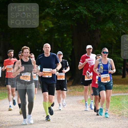31.08.2025 - 21. Blankeneser Heldenlauf Dr. Thomas Lammeyer http://msf.ph/oto/8645335 31.08.2025 11:15:39 Laufen 5154, 5114, 5143, 13, 5458 meine-sportfotos.de