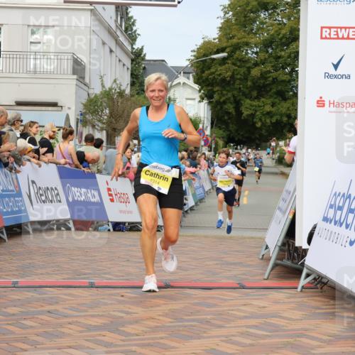 31.08.2025 - 21. Blankeneser Heldenlauf Strokosch-Dieckow http://msf.ph/oto/8645363 31.08.2025 10:22:42 Ziel 2612, 2314, 2412, 2138, 2372 meine-sportfotos.de