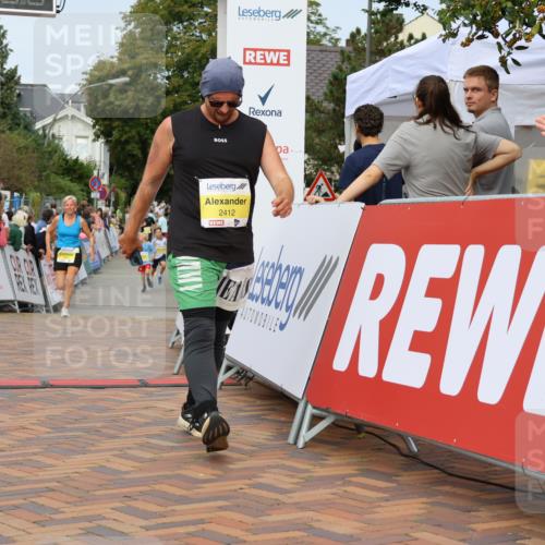 31.08.2025 - 21. Blankeneser Heldenlauf Strokosch-Dieckow http://msf.ph/oto/8645394 31.08.2025 10:22:38 Ziel 2612, 2017, 2314, 2476, 2412 meine-sportfotos.de
