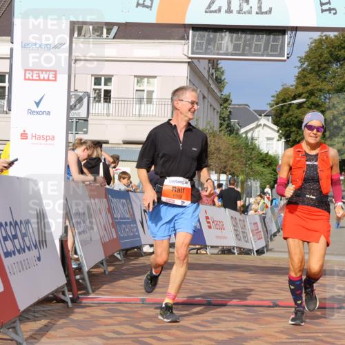 31.08.2025 - 21. Blankeneser Heldenlauf Strokosch-Dieckow http://msf.ph/oto/8645451 31.08.2025 09:57:06 Ziel 1068, 1067 meine-sportfotos.de