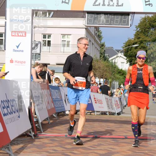 31.08.2025 - 21. Blankeneser Heldenlauf Strokosch-Dieckow http://msf.ph/oto/8645457 31.08.2025 09:57:06 Ziel 1068, 1067 meine-sportfotos.de