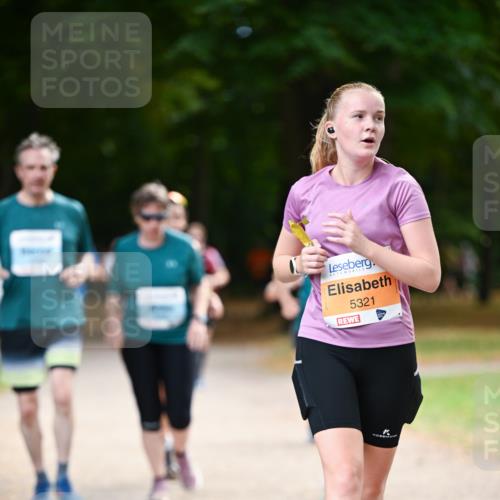 31.08.2025 - 21. Blankeneser Heldenlauf Dr. Thomas Lammeyer http://msf.ph/oto/8645458 31.08.2025 11:15:52 Laufen 5321 meine-sportfotos.de