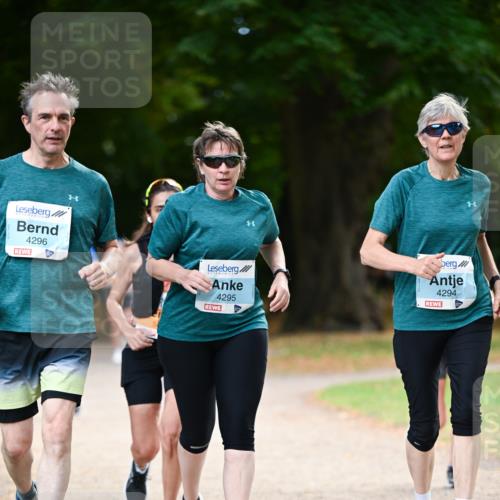 31.08.2025 - 21. Blankeneser Heldenlauf Dr. Thomas Lammeyer http://msf.ph/oto/8645473 31.08.2025 11:15:54 Laufen 4296, 4295, 4294 meine-sportfotos.de