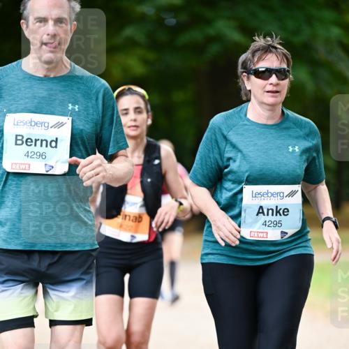 31.08.2025 - 21. Blankeneser Heldenlauf Dr. Thomas Lammeyer http://msf.ph/oto/8645490 31.08.2025 11:15:55 Laufen 4296, 4295 meine-sportfotos.de