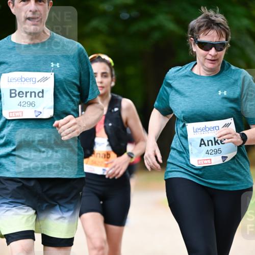 31.08.2025 - 21. Blankeneser Heldenlauf Dr. Thomas Lammeyer http://msf.ph/oto/8645494 31.08.2025 11:15:56 Laufen 4296, 4295 meine-sportfotos.de