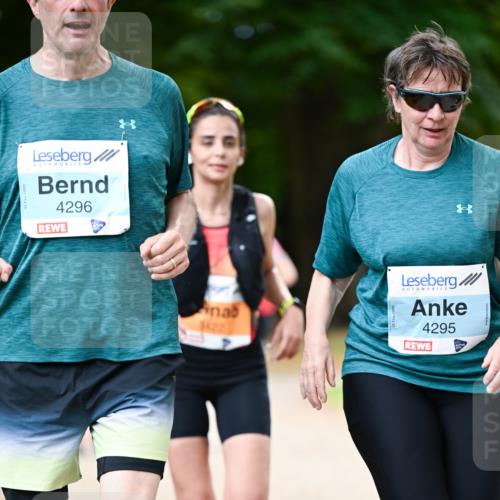 31.08.2025 - 21. Blankeneser Heldenlauf Dr. Thomas Lammeyer http://msf.ph/oto/8645495 31.08.2025 11:15:56 Laufen 4296, 1422, 4295 meine-sportfotos.de