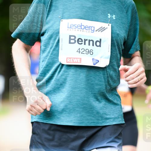 31.08.2025 - 21. Blankeneser Heldenlauf Dr. Thomas Lammeyer http://msf.ph/oto/8645505 31.08.2025 11:15:57 Laufen 21, 1, 4296 meine-sportfotos.de