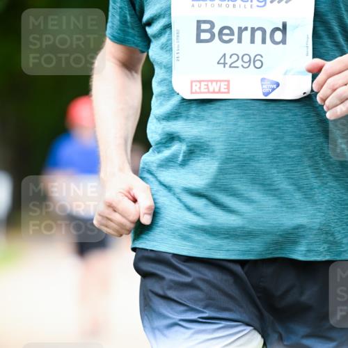 31.08.2025 - 21. Blankeneser Heldenlauf Dr. Thomas Lammeyer http://msf.ph/oto/8645507 31.08.2025 11:15:57 Laufen 21, 1, 4296 meine-sportfotos.de