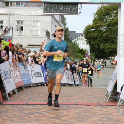 31.08.2025 - 21. Blankeneser Heldenlauf Strokosch-Dieckow http://msf.ph/oto/8645522 31.08.2025 10:22:32 Ziel 2702, 2722, 2612, 2017, 2476, 2412 meine-sportfotos.de