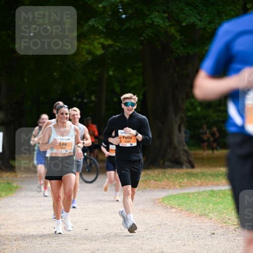 31.08.2025 - 21. Blankeneser Heldenlauf Dr. Thomas Lammeyer http://msf.ph/oto/8645530 31.08.2025 11:16:01 Laufen 5265, 5266 meine-sportfotos.de