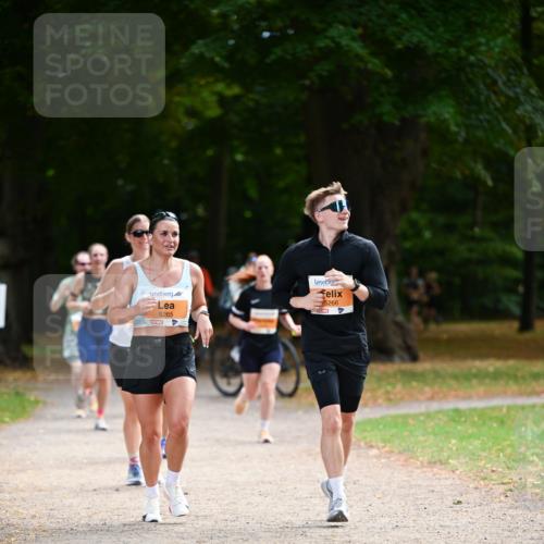 31.08.2025 - 21. Blankeneser Heldenlauf Dr. Thomas Lammeyer http://msf.ph/oto/8645536 31.08.2025 11:16:01 Laufen 5265, 5266, 4 meine-sportfotos.de