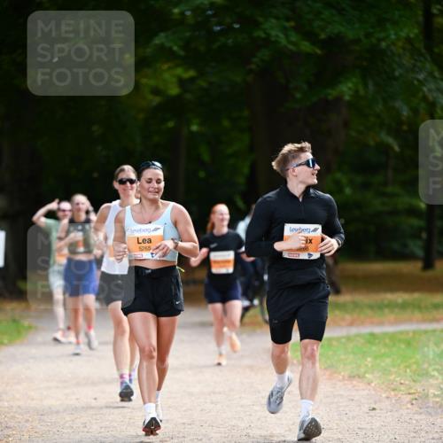 31.08.2025 - 21. Blankeneser Heldenlauf Dr. Thomas Lammeyer http://msf.ph/oto/8645541 31.08.2025 11:16:02 Laufen 5265, 266 meine-sportfotos.de