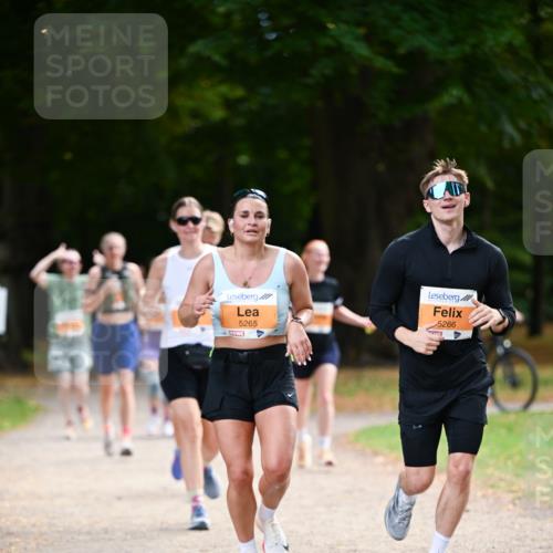 31.08.2025 - 21. Blankeneser Heldenlauf Dr. Thomas Lammeyer http://msf.ph/oto/8645548 31.08.2025 11:16:03 Laufen 5265, 5266 meine-sportfotos.de