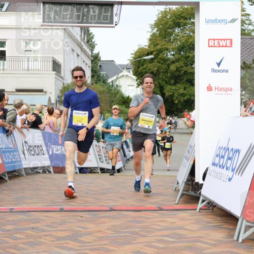 31.08.2025 - 21. Blankeneser Heldenlauf Strokosch-Dieckow http://msf.ph/oto/8645617 31.08.2025 10:22:29 Ziel 2702, 2722, 2180, 2017, 2476 meine-sportfotos.de