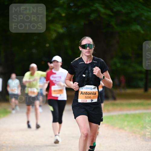 31.08.2025 - 21. Blankeneser Heldenlauf Dr. Thomas Lammeyer http://msf.ph/oto/8645697 31.08.2025 11:16:18 Laufen 5295 meine-sportfotos.de