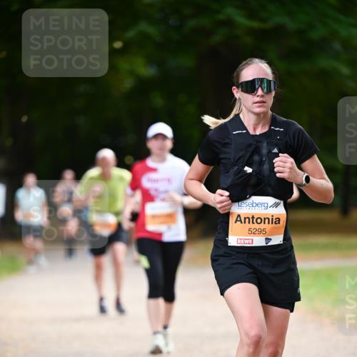 31.08.2025 - 21. Blankeneser Heldenlauf Dr. Thomas Lammeyer http://msf.ph/oto/8645703 31.08.2025 11:16:19 Laufen 5295 meine-sportfotos.de