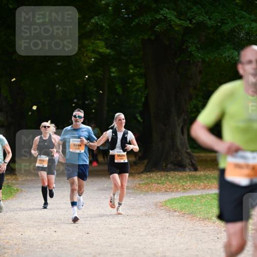 31.08.2025 - 21. Blankeneser Heldenlauf Dr. Thomas Lammeyer http://msf.ph/oto/8645729 31.08.2025 11:16:23 Laufen 5240, 4 meine-sportfotos.de