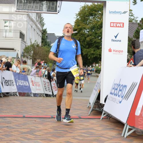 31.08.2025 - 21. Blankeneser Heldenlauf Strokosch-Dieckow http://msf.ph/oto/8645887 31.08.2025 10:22:11 Ziel 2676, 2593 meine-sportfotos.de