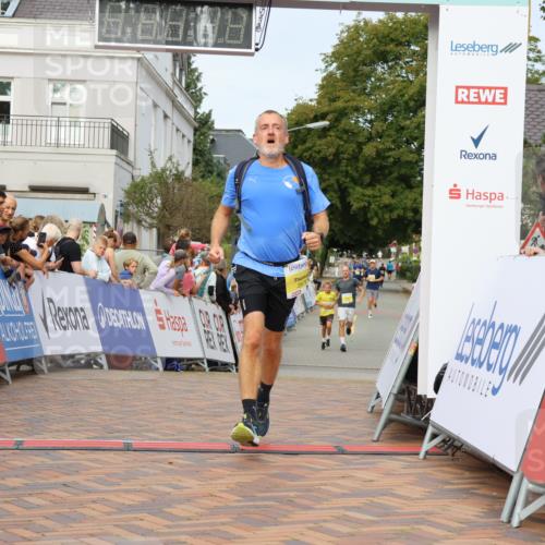 31.08.2025 - 21. Blankeneser Heldenlauf Strokosch-Dieckow http://msf.ph/oto/8645924 31.08.2025 10:22:10 Ziel 2676, 2593 meine-sportfotos.de