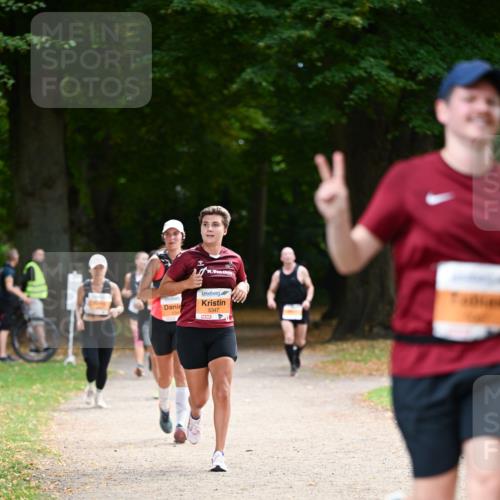 31.08.2025 - 21. Blankeneser Heldenlauf Dr. Thomas Lammeyer http://msf.ph/oto/8645933 31.08.2025 11:17:02 Laufen 534, 5347 meine-sportfotos.de