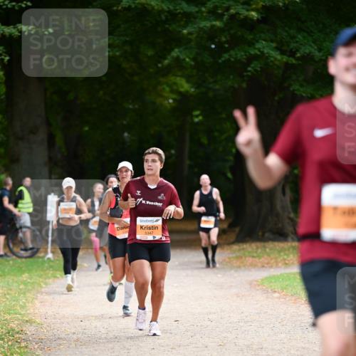 31.08.2025 - 21. Blankeneser Heldenlauf Dr. Thomas Lammeyer http://msf.ph/oto/8645934 31.08.2025 11:17:02 Laufen 5347 meine-sportfotos.de