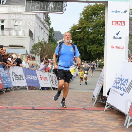 31.08.2025 - 21. Blankeneser Heldenlauf Strokosch-Dieckow http://msf.ph/oto/8645939 31.08.2025 10:22:10 Ziel 2676, 2593 meine-sportfotos.de