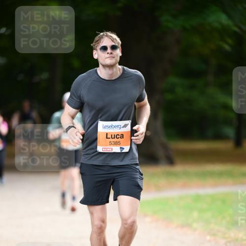 31.08.2025 - 21. Blankeneser Heldenlauf Dr. Thomas Lammeyer http://msf.ph/oto/8646033 31.08.2025 11:17:20 Laufen 5385 meine-sportfotos.de