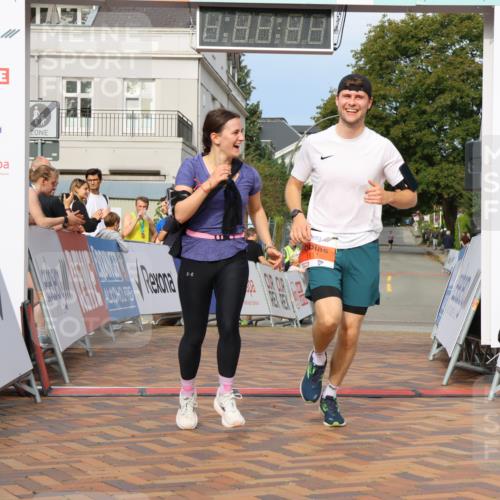 31.08.2025 - 21. Blankeneser Heldenlauf Strokosch-Dieckow http://msf.ph/oto/8646037 31.08.2025 09:53:32 Ziel 1112, 1111 meine-sportfotos.de