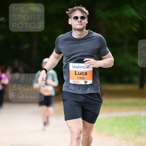 31.08.2025 - 21. Blankeneser Heldenlauf Dr. Thomas Lammeyer http://msf.ph/oto/8646039 31.08.2025 11:17:21 Laufen 5385 meine-sportfotos.de