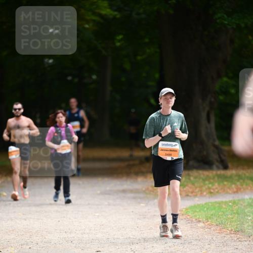 31.08.2025 - 21. Blankeneser Heldenlauf Dr. Thomas Lammeyer http://msf.ph/oto/8646046 31.08.2025 11:17:22 Laufen 5488 meine-sportfotos.de