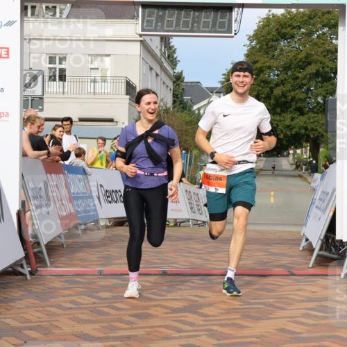31.08.2025 - 21. Blankeneser Heldenlauf Strokosch-Dieckow http://msf.ph/oto/8646051 31.08.2025 09:53:31 Ziel 1113, 1112, 1111 meine-sportfotos.de