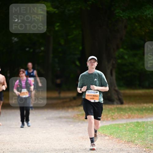 31.08.2025 - 21. Blankeneser Heldenlauf Dr. Thomas Lammeyer http://msf.ph/oto/8646052 31.08.2025 11:17:23 Laufen 5488 meine-sportfotos.de