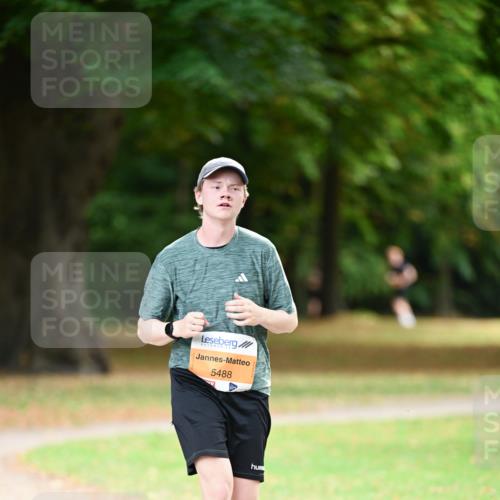 31.08.2025 - 21. Blankeneser Heldenlauf Dr. Thomas Lammeyer http://msf.ph/oto/8646057 31.08.2025 11:17:26 Laufen 5488 meine-sportfotos.de
