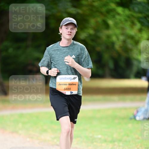 31.08.2025 - 21. Blankeneser Heldenlauf Dr. Thomas Lammeyer http://msf.ph/oto/8646063 31.08.2025 11:17:26 Laufen 5488 meine-sportfotos.de