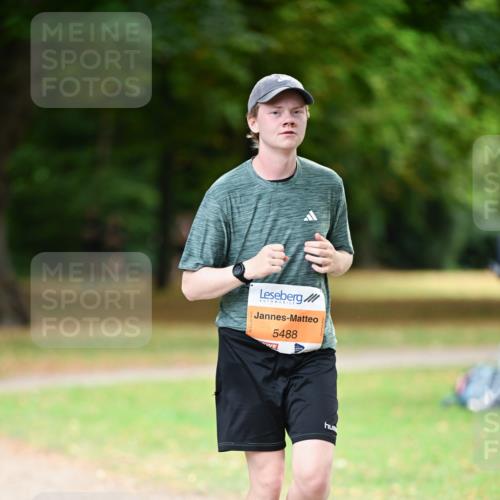 31.08.2025 - 21. Blankeneser Heldenlauf Dr. Thomas Lammeyer http://msf.ph/oto/8646066 31.08.2025 11:17:26 Laufen 5488 meine-sportfotos.de