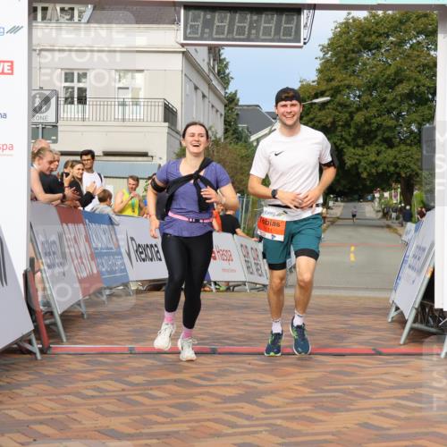 31.08.2025 - 21. Blankeneser Heldenlauf Strokosch-Dieckow http://msf.ph/oto/8646072 31.08.2025 09:53:31 Ziel 1113, 1112, 1111 meine-sportfotos.de