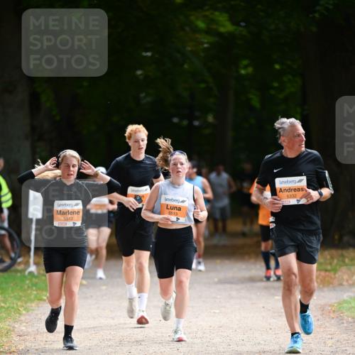 31.08.2025 - 21. Blankeneser Heldenlauf Dr. Thomas Lammeyer http://msf.ph/oto/8646196 31.08.2025 11:17:54 Laufen 5512, 5513, 5332 meine-sportfotos.de
