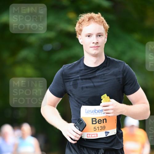 31.08.2025 - 21. Blankeneser Heldenlauf Dr. Thomas Lammeyer http://msf.ph/oto/8646230 31.08.2025 11:18:01 Laufen 5139 meine-sportfotos.de