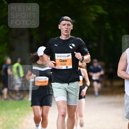 31.08.2025 - 21. Blankeneser Heldenlauf Dr. Thomas Lammeyer http://msf.ph/oto/8646276 31.08.2025 11:18:12 Laufen 5534 meine-sportfotos.de