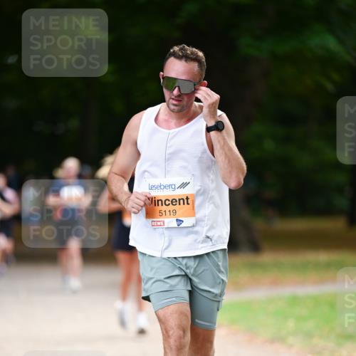 31.08.2025 - 21. Blankeneser Heldenlauf Dr. Thomas Lammeyer http://msf.ph/oto/8646321 31.08.2025 11:18:26 Laufen 5119 meine-sportfotos.de