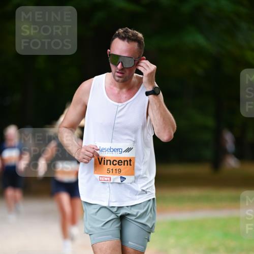 31.08.2025 - 21. Blankeneser Heldenlauf Dr. Thomas Lammeyer http://msf.ph/oto/8646327 31.08.2025 11:18:27 Laufen 5119 meine-sportfotos.de
