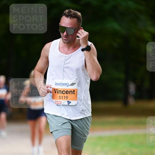 31.08.2025 - 21. Blankeneser Heldenlauf Dr. Thomas Lammeyer http://msf.ph/oto/8646329 31.08.2025 11:18:27 Laufen 5119 meine-sportfotos.de