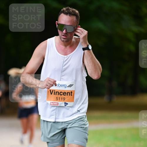 31.08.2025 - 21. Blankeneser Heldenlauf Dr. Thomas Lammeyer http://msf.ph/oto/8646331 31.08.2025 11:18:27 Laufen 5119 meine-sportfotos.de