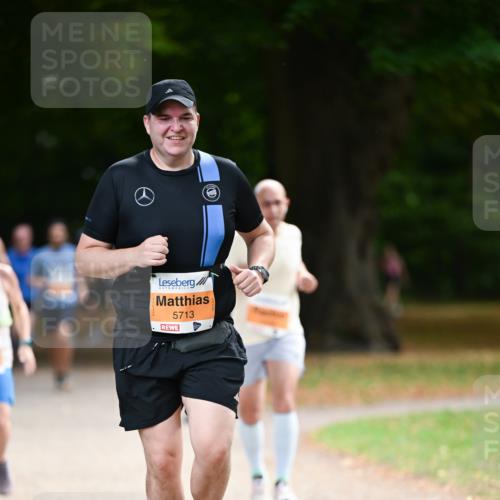 31.08.2025 - 21. Blankeneser Heldenlauf Dr. Thomas Lammeyer http://msf.ph/oto/8646442 31.08.2025 11:18:41 Laufen 5713 meine-sportfotos.de