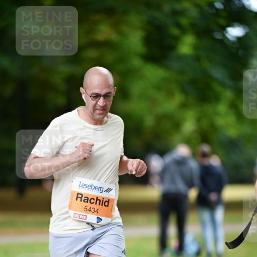 31.08.2025 - 21. Blankeneser Heldenlauf Dr. Thomas Lammeyer http://msf.ph/oto/8646465 31.08.2025 11:18:45 Laufen 5434 meine-sportfotos.de