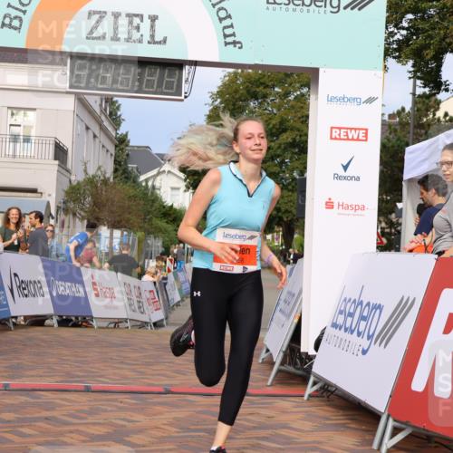 31.08.2025 - 21. Blankeneser Heldenlauf Strokosch-Dieckow http://msf.ph/oto/8646470 31.08.2025 09:52:50 Ziel 1092, 1058 meine-sportfotos.de